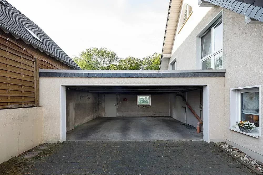 Feuchte Garagenwand und Böden abdichten in Oldenburg
